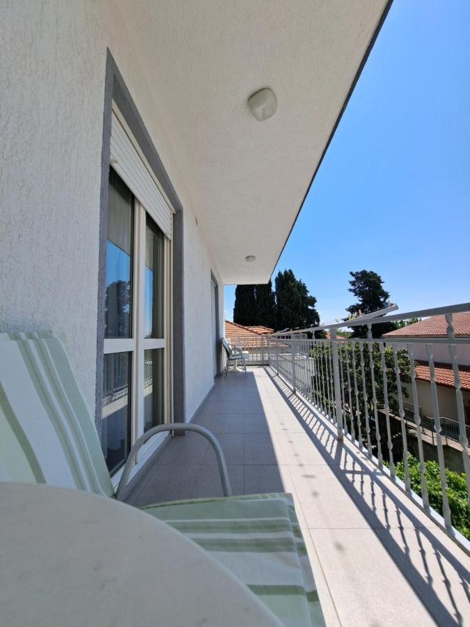 Guesthouse Varnica Kaštel Lukšić Eksteriør billede